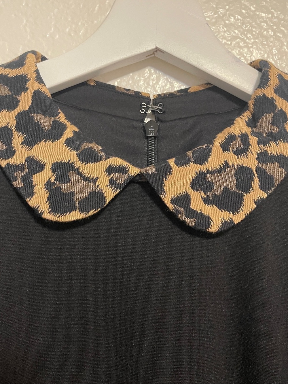 Talbots Black Long-Sleeve Shift Dress with Leopard Print Trim - Picture 4 of 12